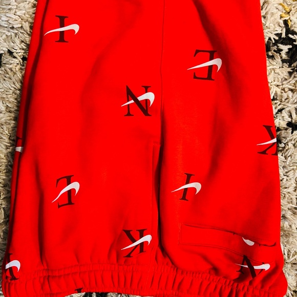 Nike Men’s Jogger Suit Hoodie & Sweatpants - Picture 8 of 13